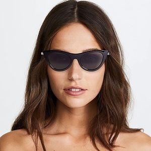 Le Specs Enchantress